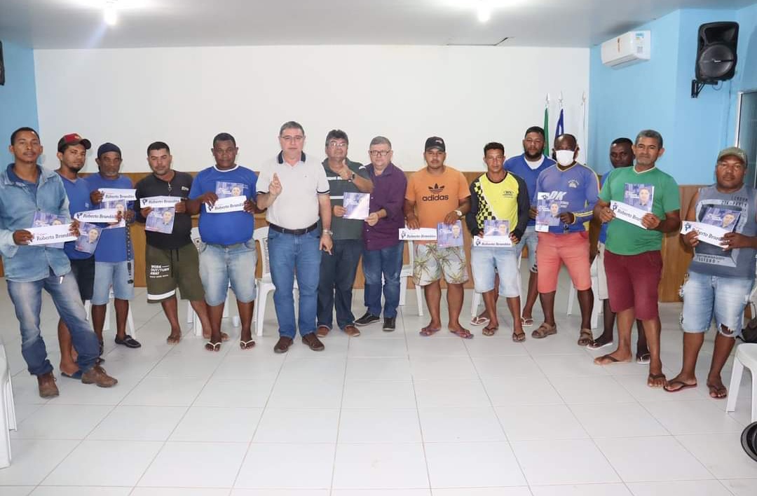Eleições 2022-Professor Roberto Brandão se reúne com lideranças da região do Munim e Sul do Maranhão