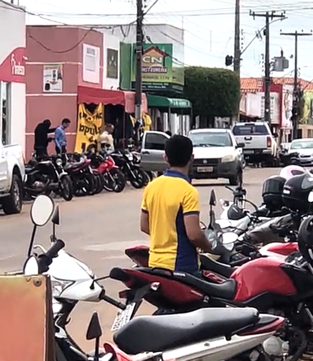 Vídeo mostra rendição do gerente durante assalto a banco em Sítio Novo no MA