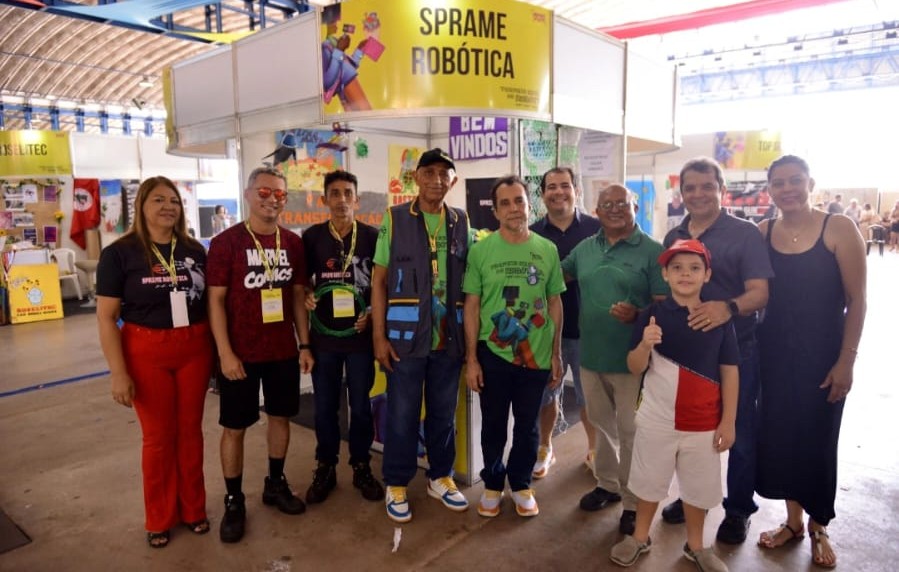 Equipe da rede Municipal de ensino de Humberto de Campos participam do Campeonato SESI de Robótica