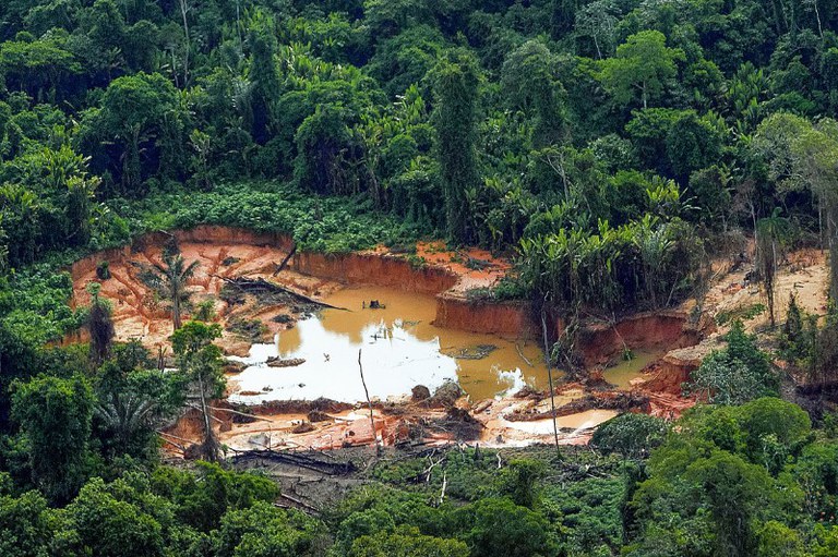 Justiça condena prefeito Júnior Garimpeiro por garimpo irregular em área da reforma agrária